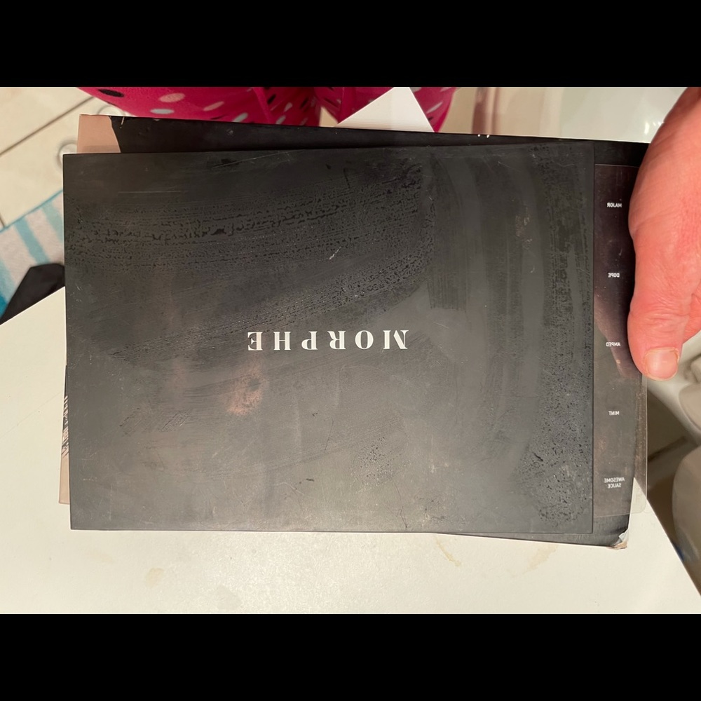 Morphe eyeshadow palette